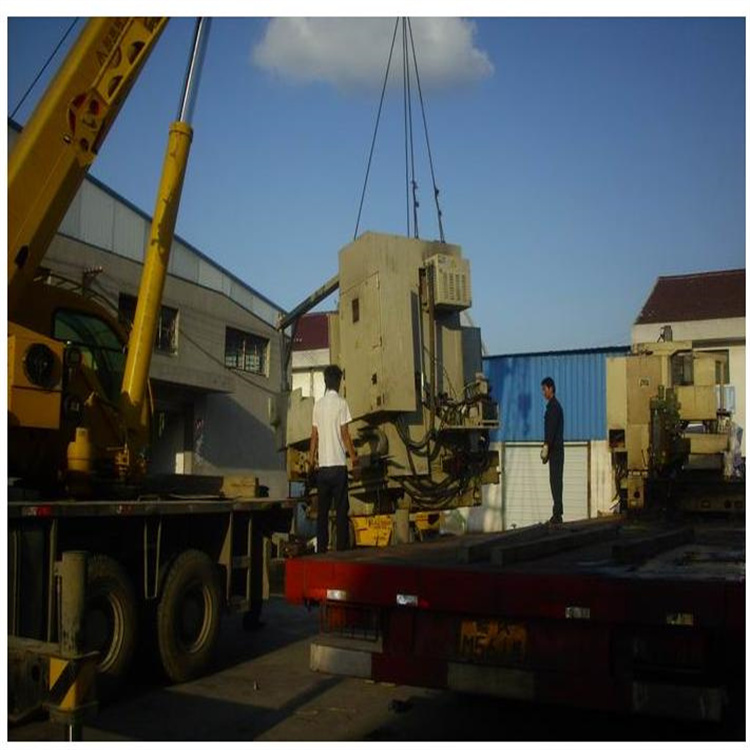 东方华侨农场专业起重吊装服务